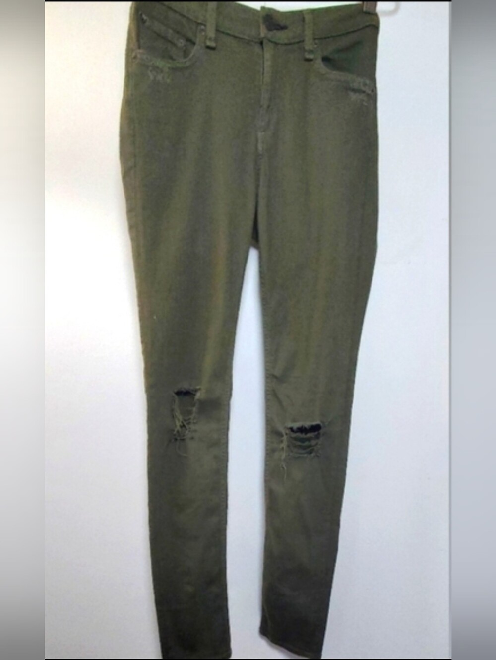 Rag & Bone Olive Green Jeans Distressed Skinny Jeans. Size 27
